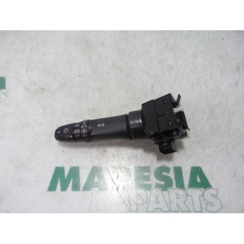 Citroen - C-Crosser - Indicator switch