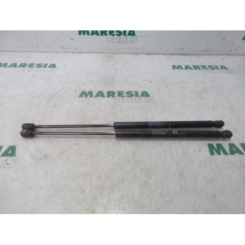 Citroen - C-Crosser - Set Gasdämpfer Heckklappe
