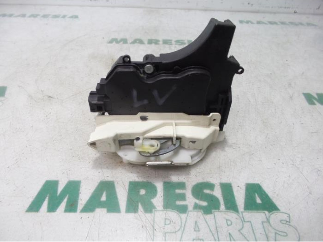 Citroen - C-Crosser - Door lock mechanism 4-door, front left