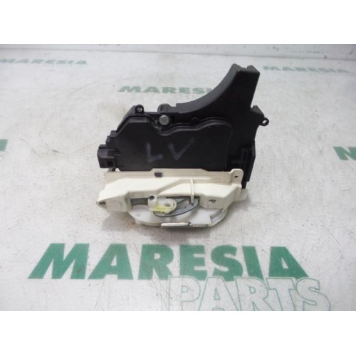 Citroen - C-Crosser - Door lock mechanism 4-door, front left