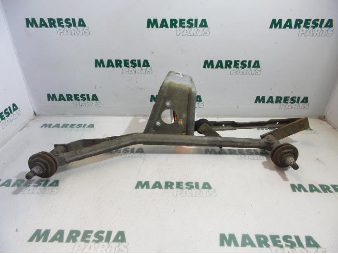 Peugeot - 206 - Wiper mechanism