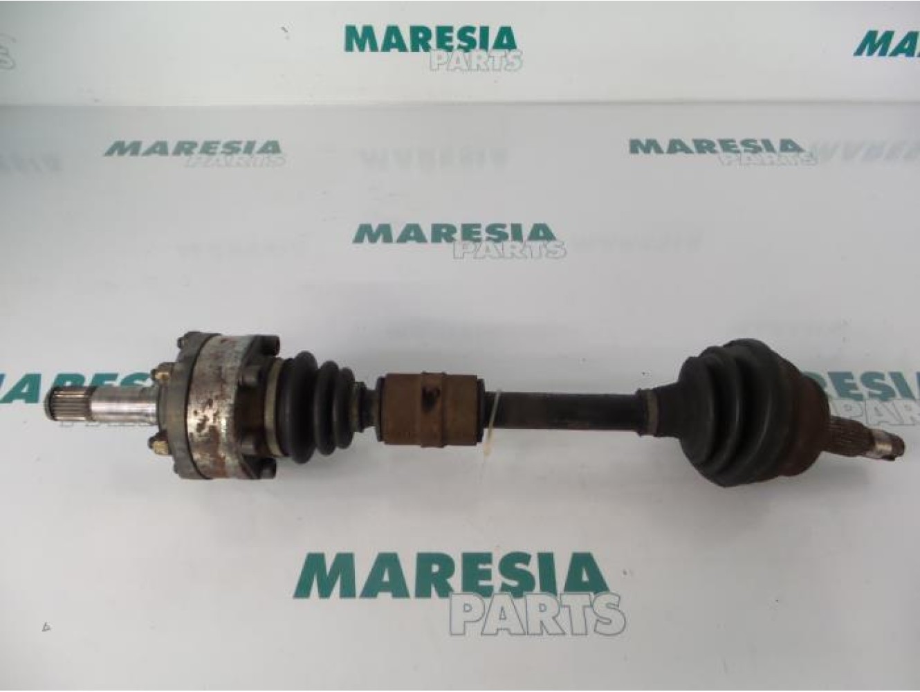 Alfa Romeo - 166 - Aandrijfas links-voor