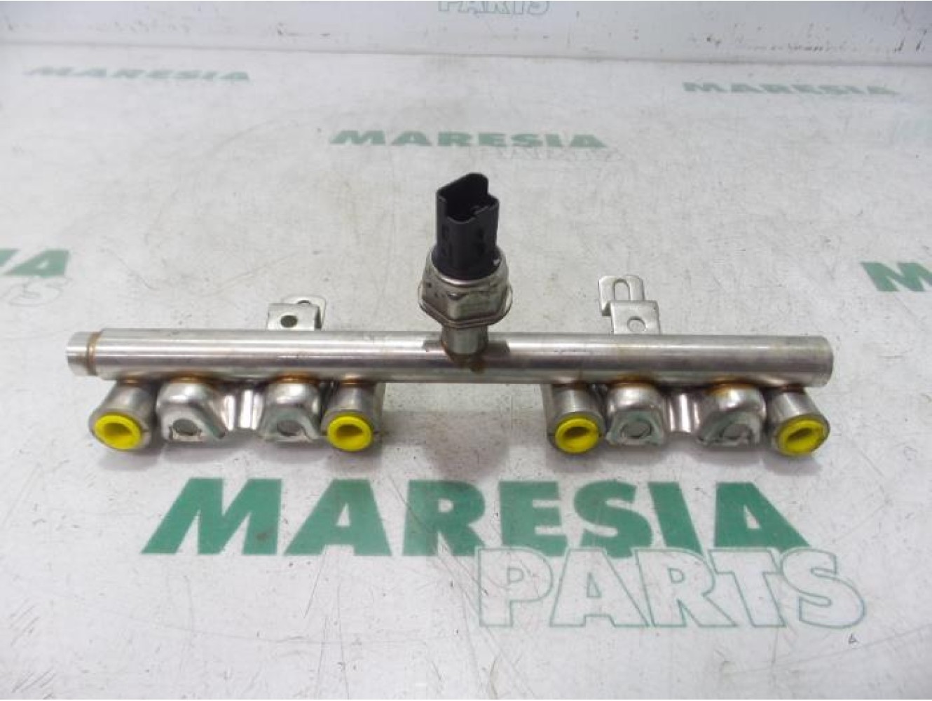 Peugeot - 5008 - Fuel injector nozzle