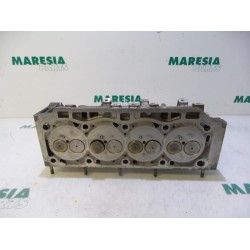 Renault - Laguna - Cylinder head