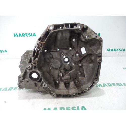 Renault - Clio - Gearbox casing