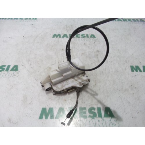 Renault - Megane Scenic - Front door lock mechanism 4-door, right