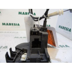 Renault - Megane Scenic - Front door lock mechanism 4-door, right