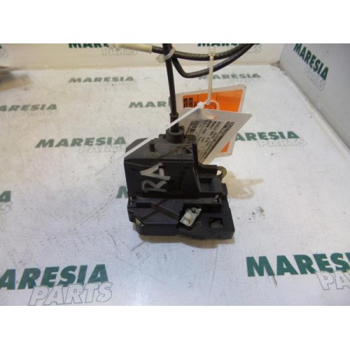 Renault - Megane Scenic - Rear door mechanism 4-door, right
