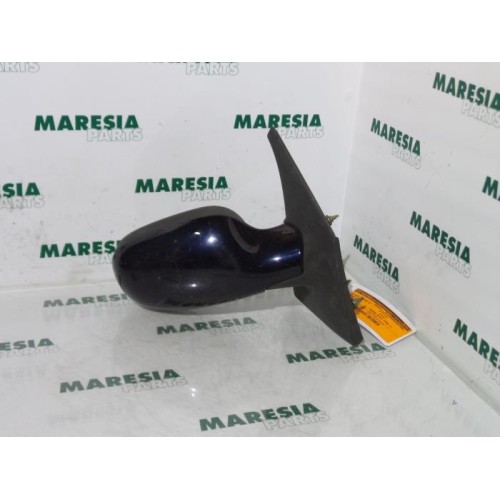 Renault - Megane Scenic - Wing mirror, right