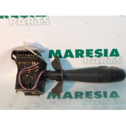 Renault - Megane Scenic - Indicator switch