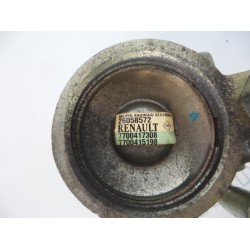 Renault - Megane Scenic - Power steering pump
