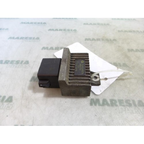 Renault - Megane Scenic - Glow plug relay