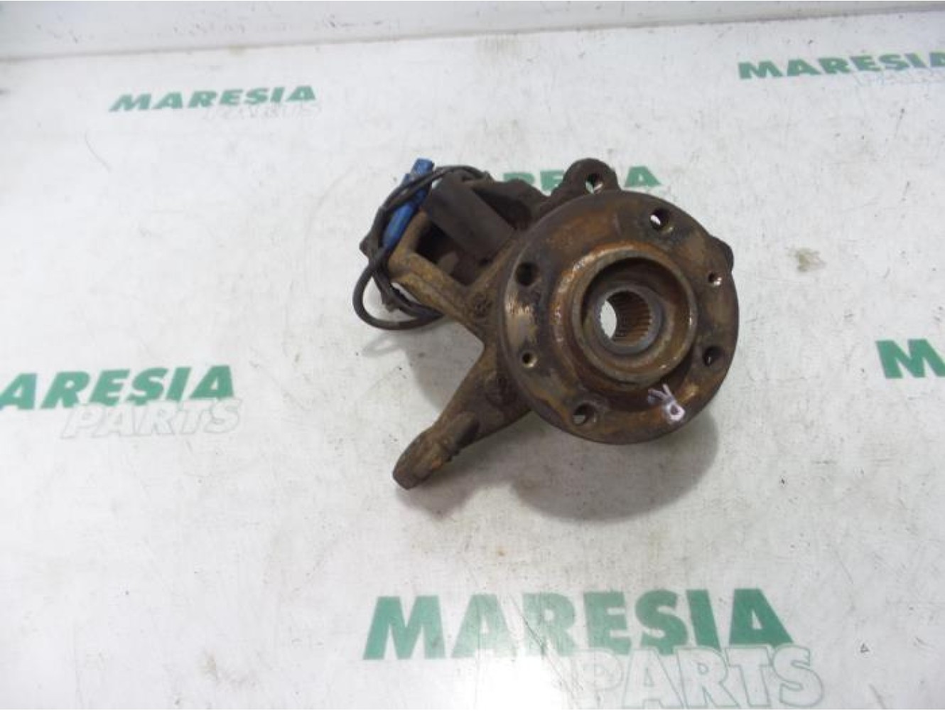 Peugeot - 207 - Knuckle, front right