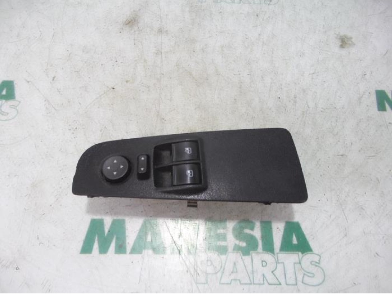 Fiat - Punto - Multi-functional window switch