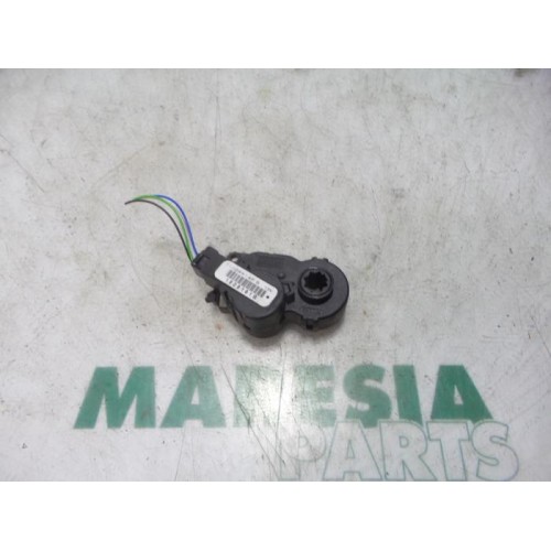 Peugeot - 2008 - Heater valve motor