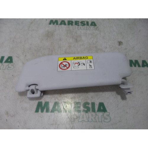 Peugeot - 2008 - Sun visor