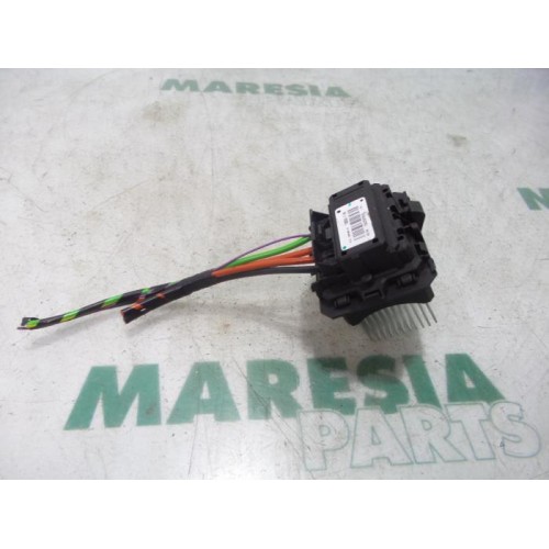 Peugeot - 208 - Heater resistor