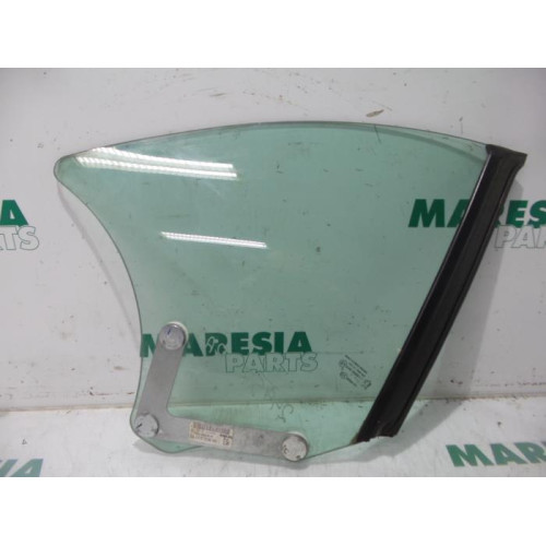 Peugeot - 207 - Window 2-door, rear right