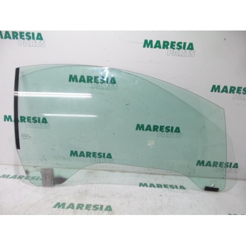 Peugeot - 207 - Door window 2-door, right