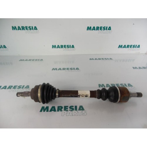 Peugeot - 307 - Aandrijfas links-voor