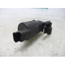 Peugeot - 2008 - Scheibensprüherpumpe vorne