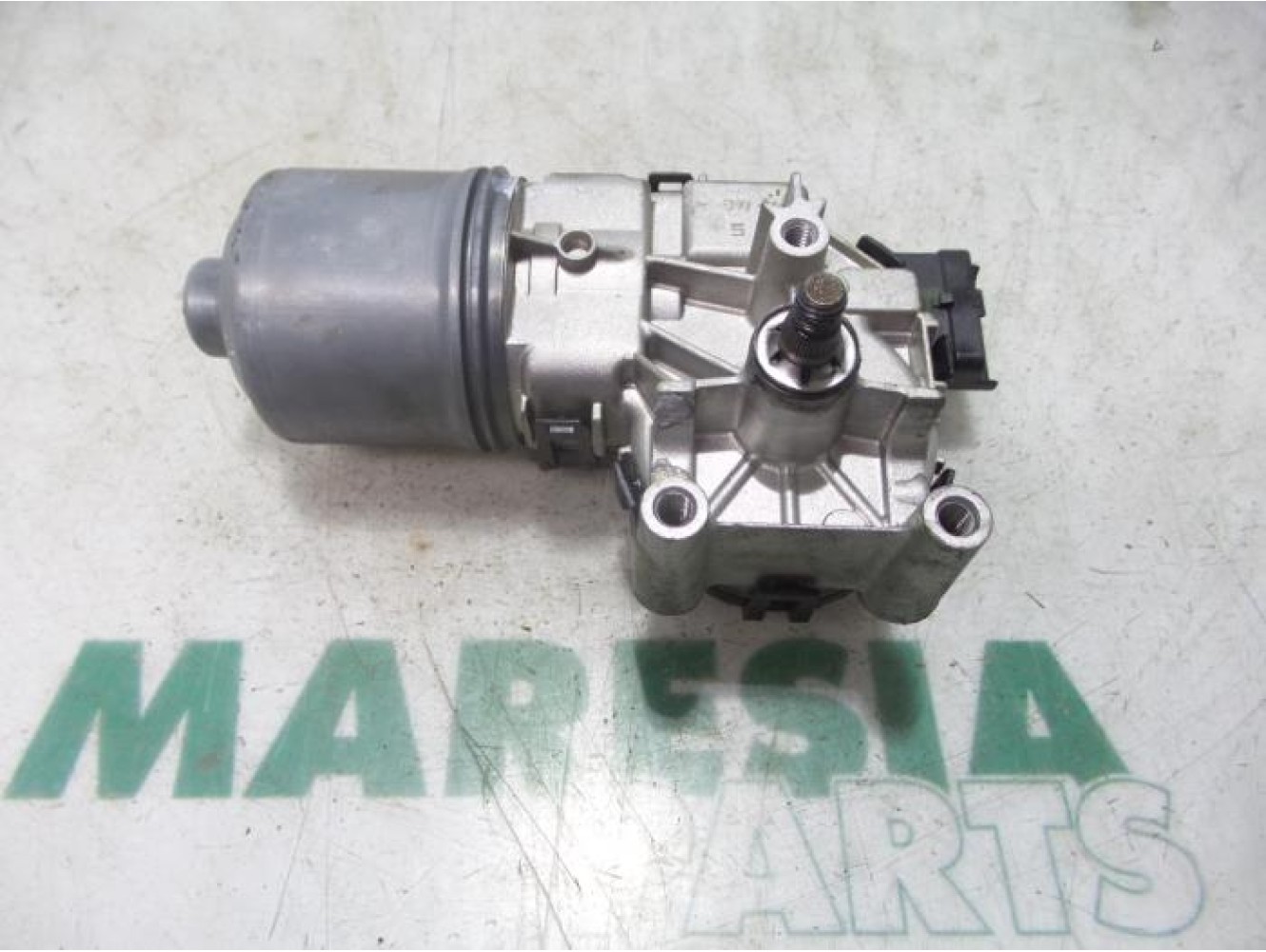 Peugeot - 208 - Front wiper motor