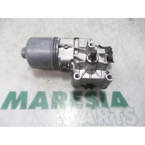 Peugeot - 208 - Front wiper motor
