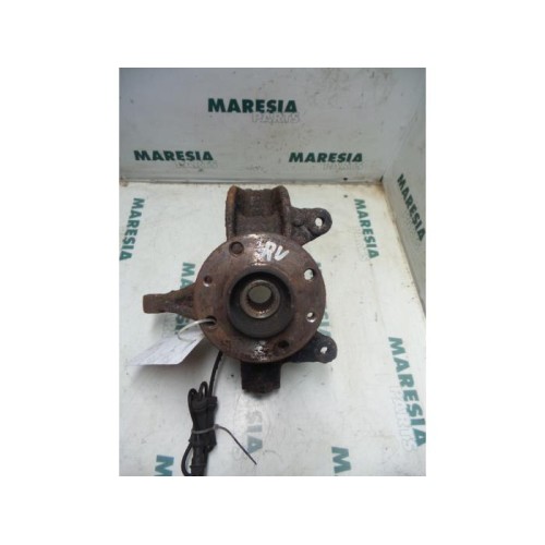Renault - Megane - Knuckle, front right