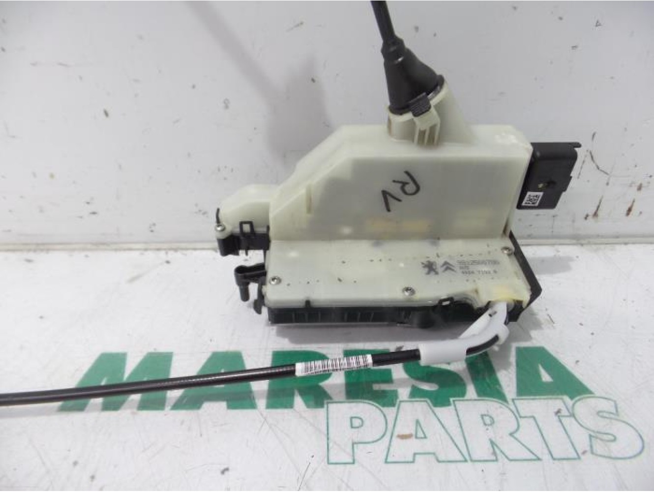 Peugeot - 2008 - Front door lock mechanism 4-door, right