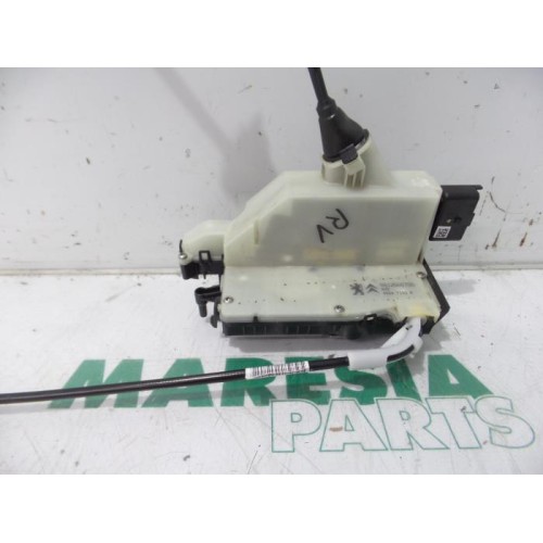 Peugeot - 2008 - Front door lock mechanism 4-door, right