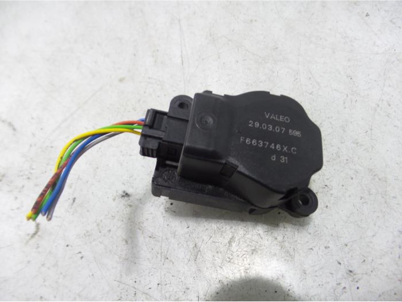 Peugeot - 207 - Heater valve motor