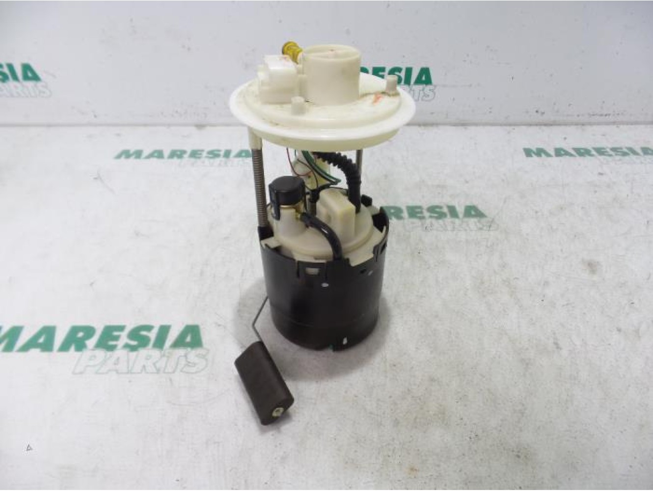 Fiat - Punto - Electric fuel pump