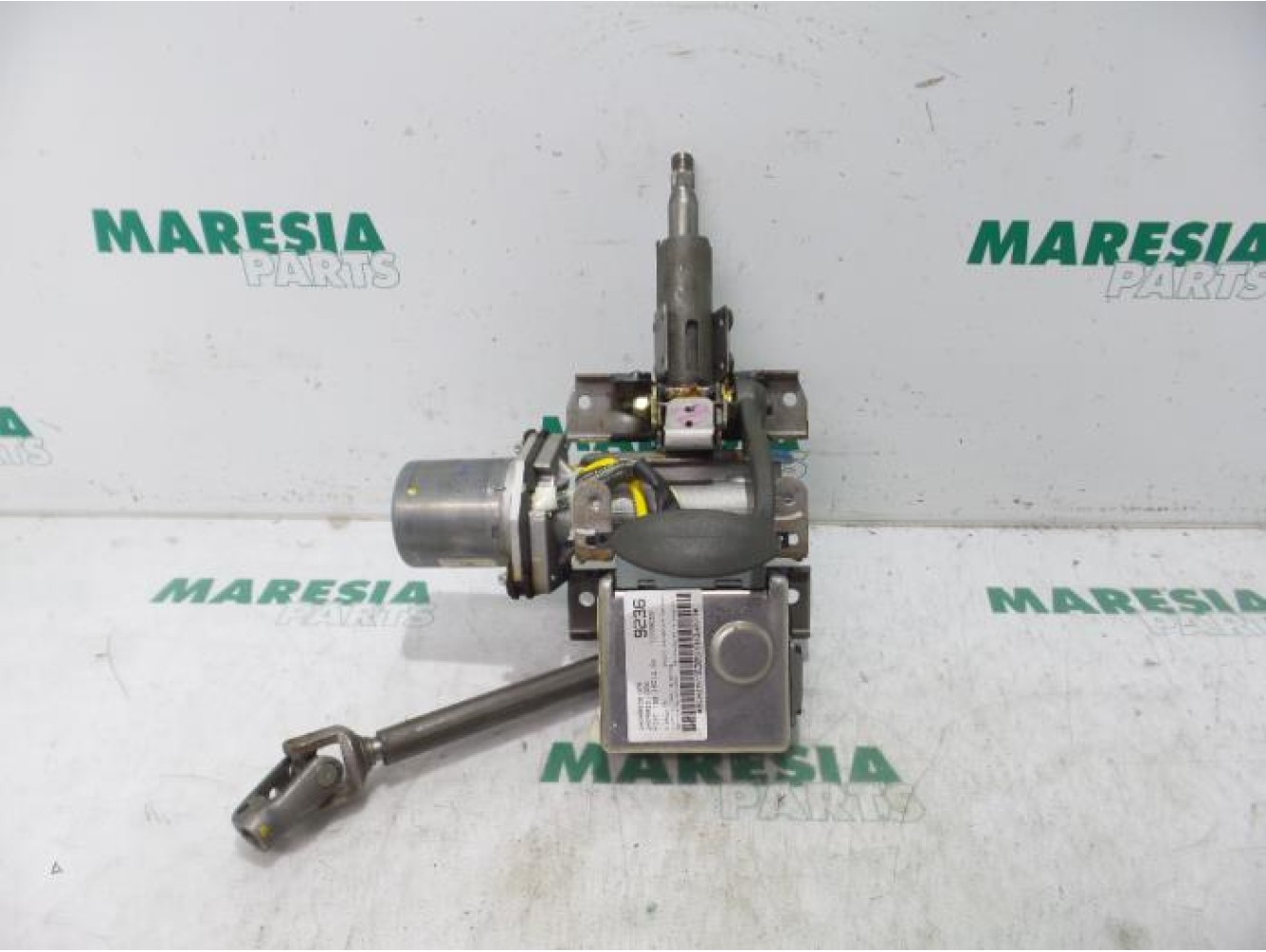 Fiat - Punto - Steering column housing