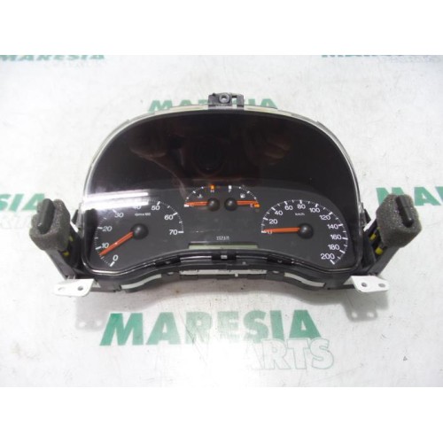 Fiat - Punto - Instrument panel