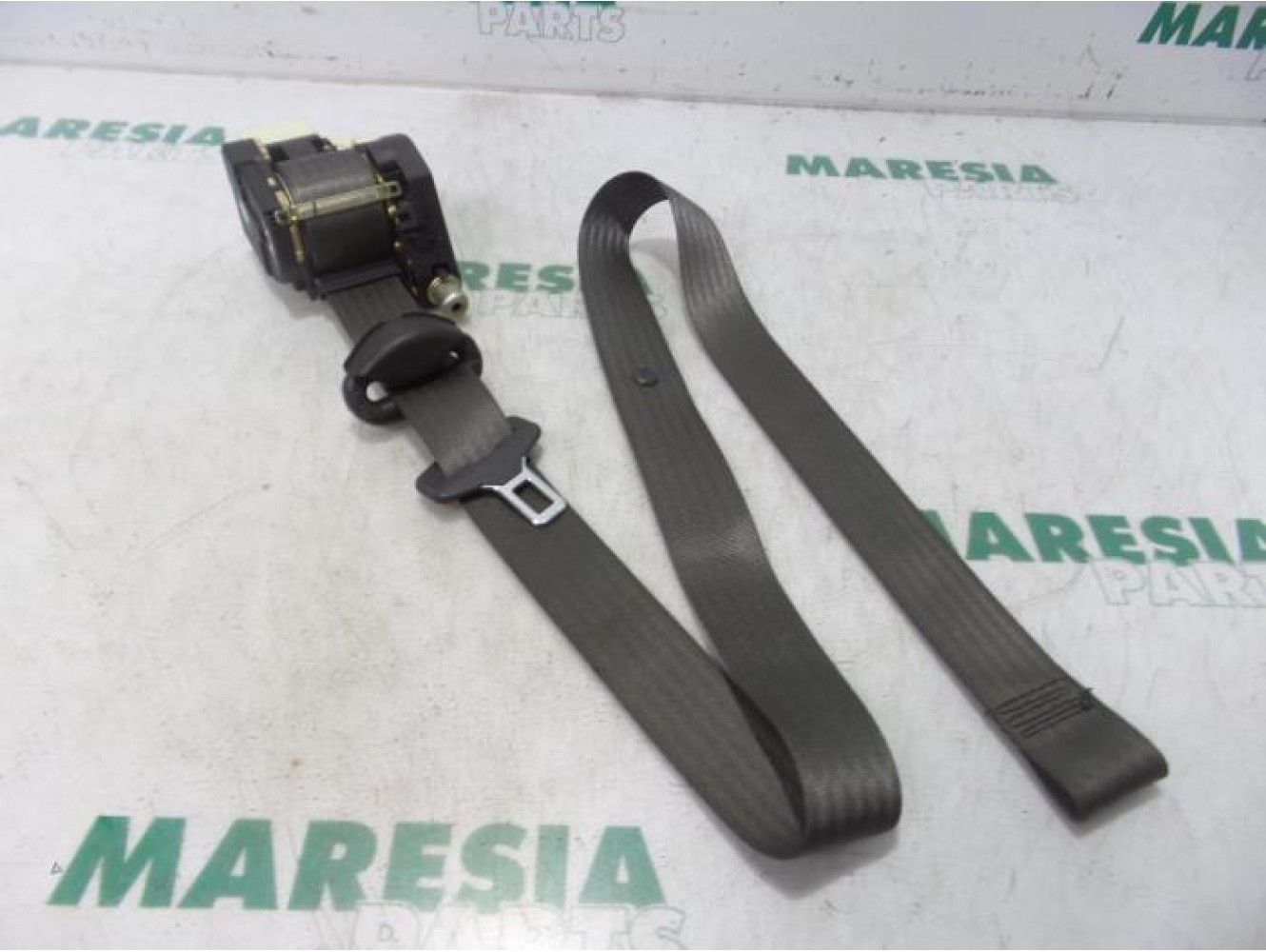 Fiat - Punto - Front seatbelt, right
