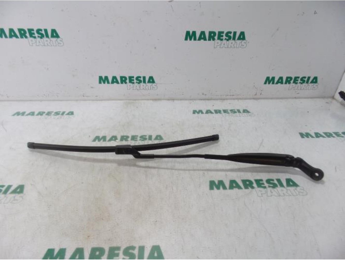 Fiat - 500 - Front wiper arm