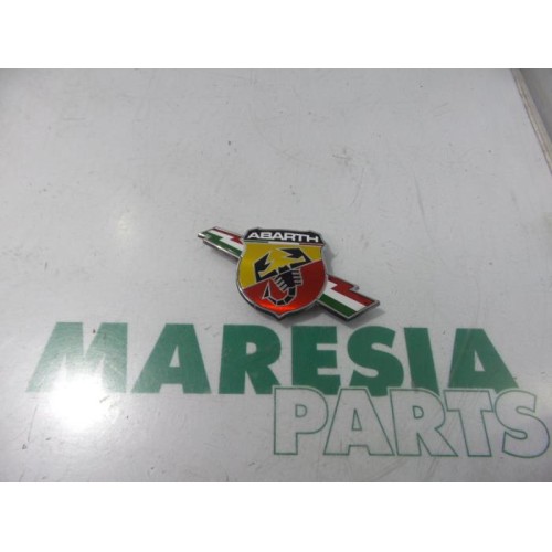 Fiat - 500 - Emblem