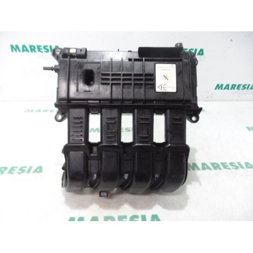 Renault - Clio - Intake manifold