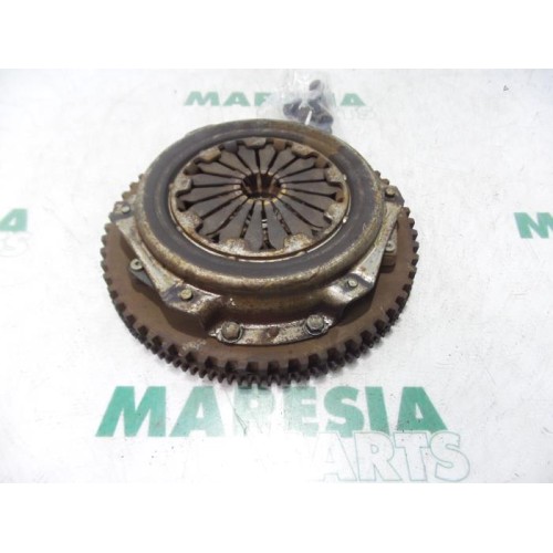 Renault - Clio - Flywheel