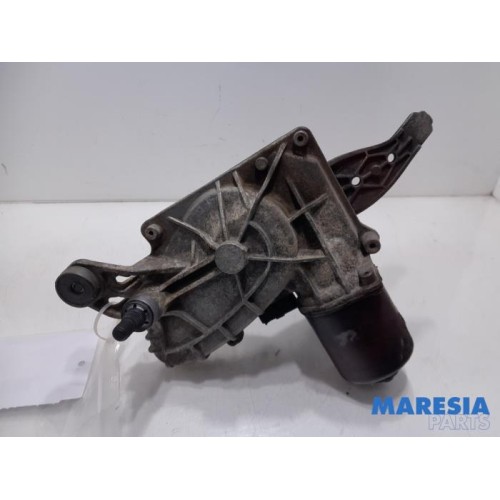 Renault - Megane Scenic - Front wiper motor