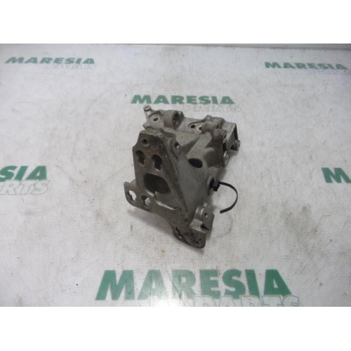 Citroen - Berlingo - Support (miscellaneous)