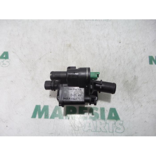 Peugeot - 206 - Thermostat housing