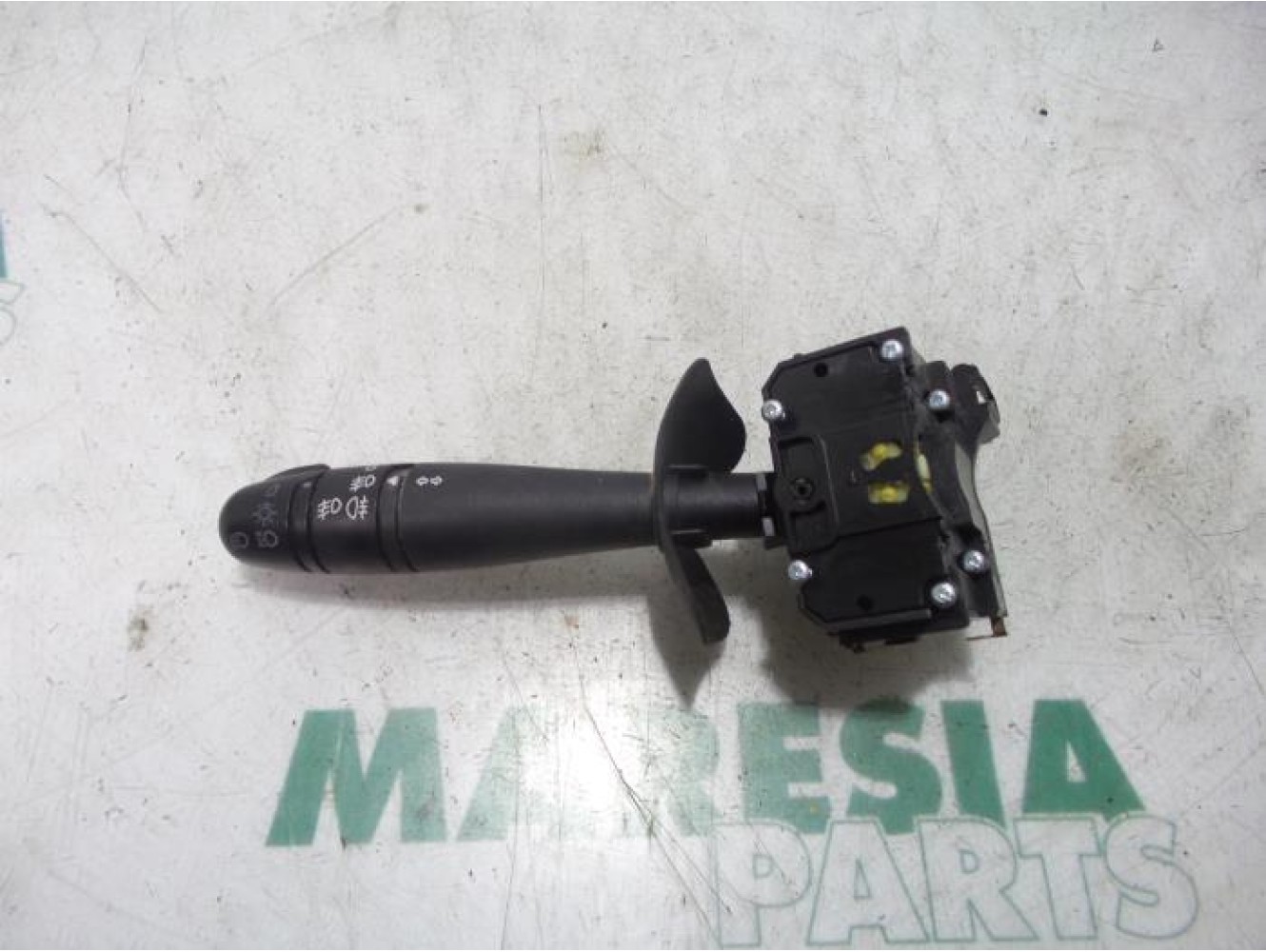 Renault - Megane Scenic - Indicator switch