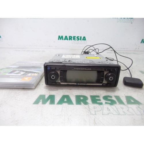Miscellaneous - Miscellaneous - Radio/CD player (miscellaneous)
