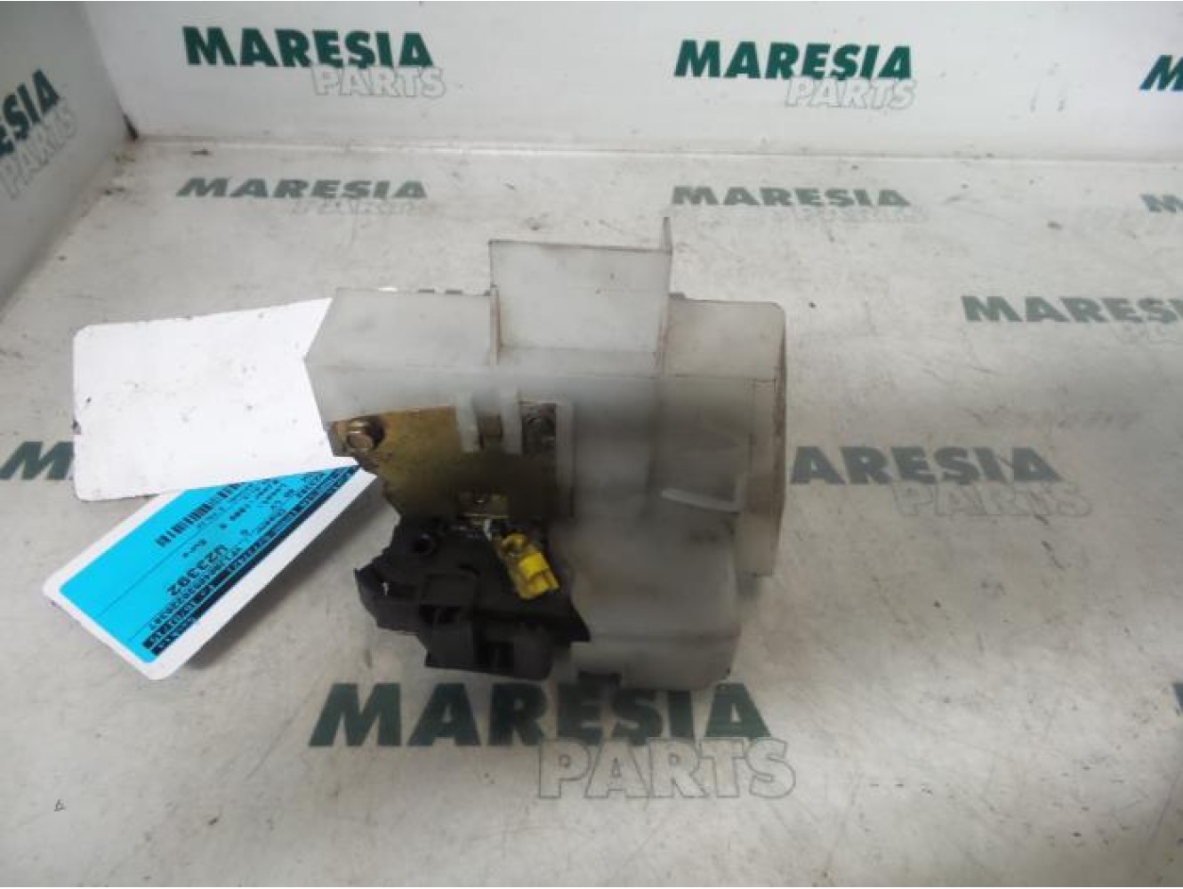 Renault - Megane Scenic - Door lock mechanism 4-door, front left