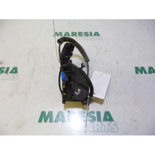Renault - Kangoo - Sliding door lock mechanism, left