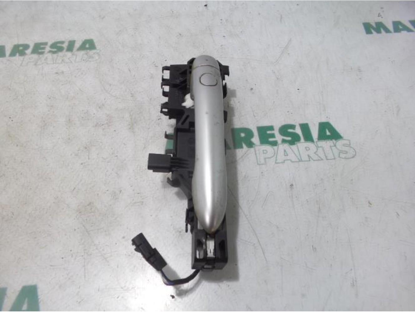 Renault - Megane Scenic - Front door handle 4-door, right