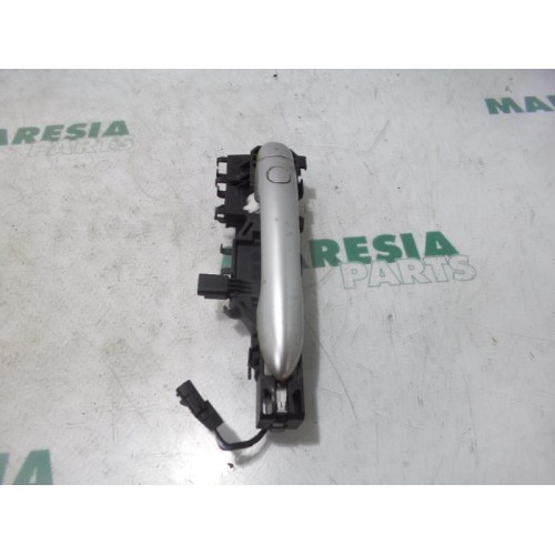 Renault - Megane Scenic - Front door handle 4-door, right