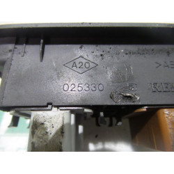 Renault - Megane Scenic - Multi-functional window switch