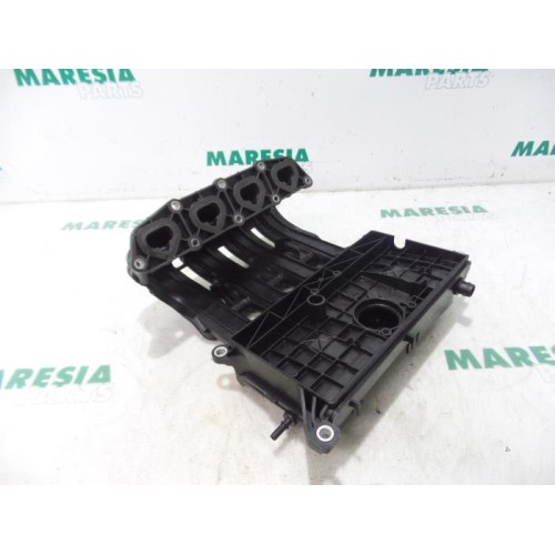 Renault - Clio - Intake manifold
